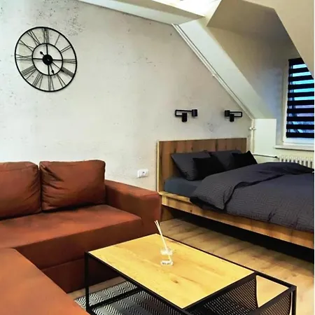 Blackwood Hill * Βελιγράδι