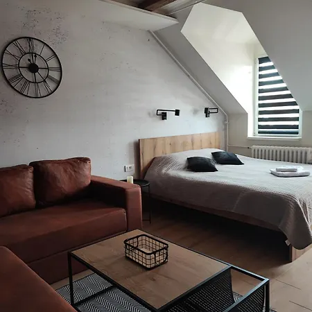 Blackwood Hill Βελιγράδι